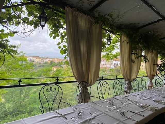 Quattro Gigli Hotel Montopoli in Val dʼArno Buitenkant foto